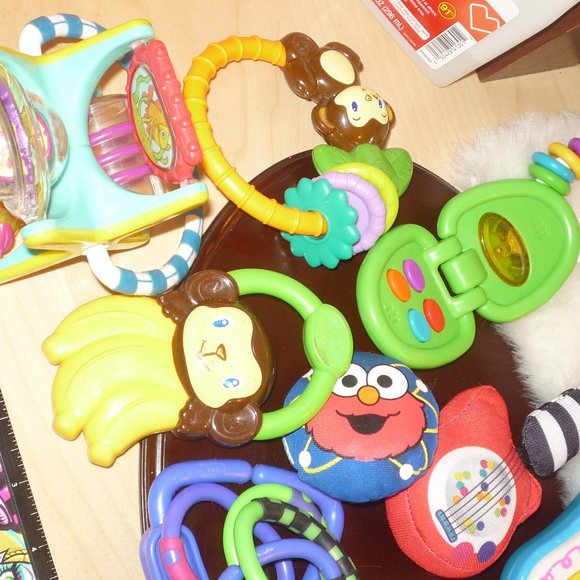 Infant baby toddler huge lot of random teethers soothers rattles toys - Picture 3 of 4